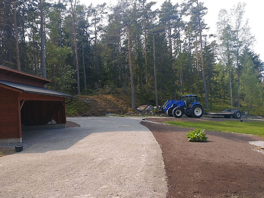 Puutarhamulta kasassa